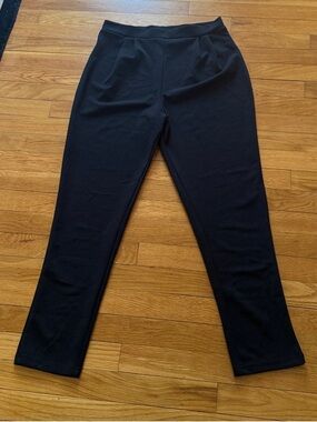 Women's Black Pull-On Ponte Pants